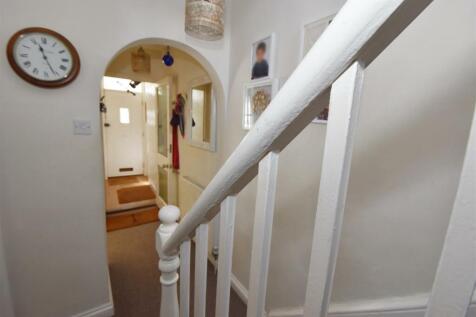 Hallway and stairs.jpg