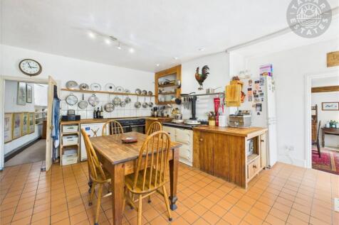 Kitchen/Breakfast Rm