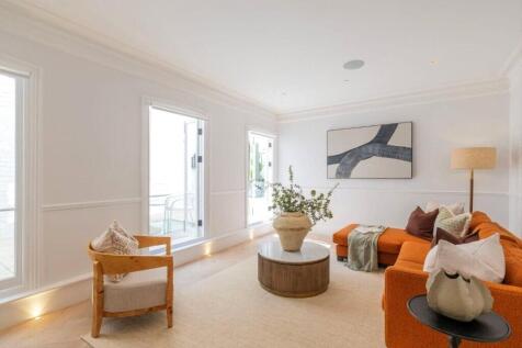 6 bed, 6 bath Terraced in london - Photo 16