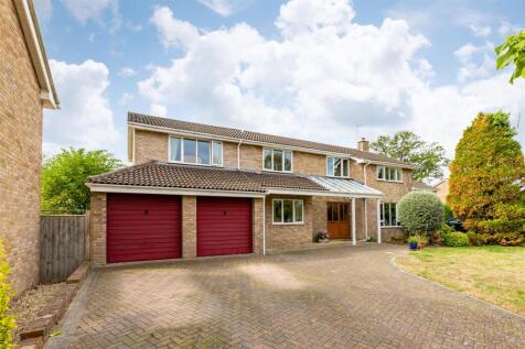 Dursley, GL11 - property photo
