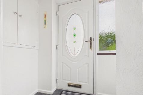 ENTRANCE PORCH