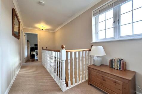 First Floor Landing 195