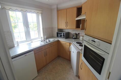 Saxon Court, Queen St, SG54 photo 3
