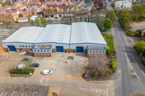 Lawrence Way Ind Estate - Dunstable-213.jpg