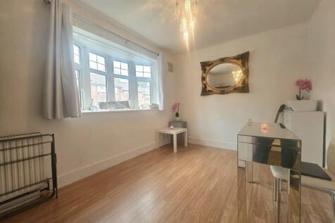 WhatsApp Image 20...