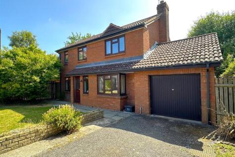 Chippenham, SN15 - property photo
