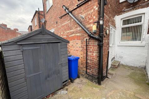 Rear Courtyard