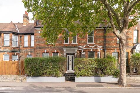 Blackhorse Road, E17