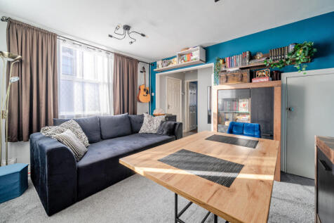 1394201-15-694557...