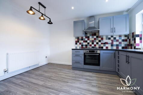 Ringwood Drive, Rednal, Birmingham, B45 0BJ photo 4