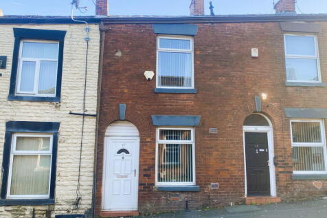 Oldham, OL4 - property photo
