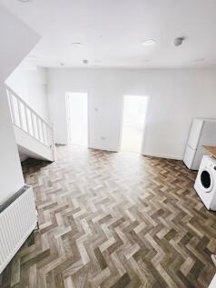 Bright, newly renovated open-plan living area w...