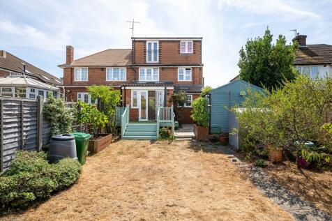 260803 - 116 Wendover Drive, Bedford - 28