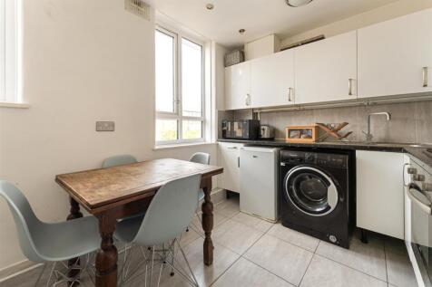 Arcola Street, E8