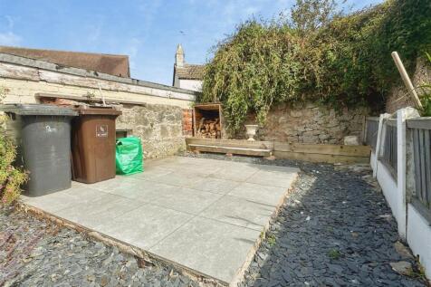 Back garden View 2.JPG