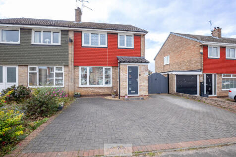 Front of house 1....