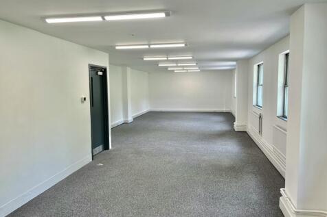 3 Airlinks Office 2.jpg