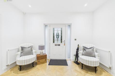 cam04425g0pr0329still010