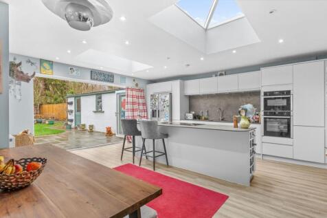 Kitchen / Dining / Breakfast Room