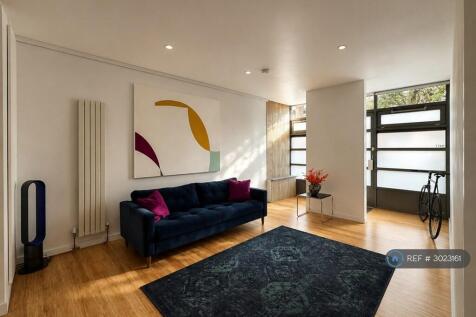 Lounge 1