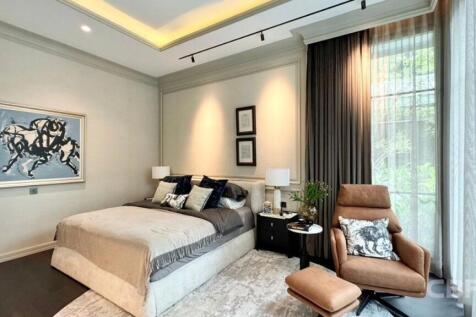 Connoisseur Phatthanakan - Bedroom