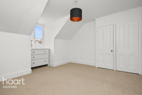 Second Avenue, Cliftonville photo 4