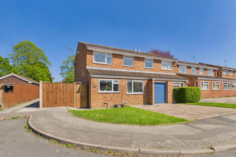 Gloucester, GL4 - property photo