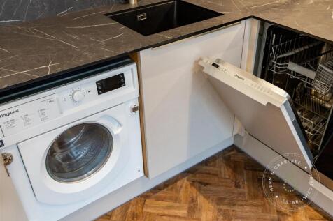 Cathedral Road Details HernCrabtree(6).jpg