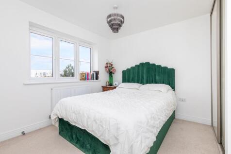 Gatekeepers Drive, Lancing, BN15 photo 4