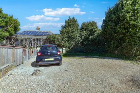 Driveway/Parking