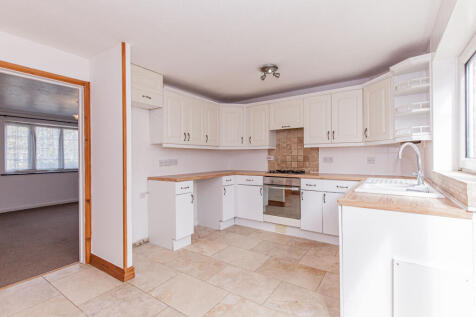 Wallbridge Close, Aylesbury, Buckinghamshire photo 4