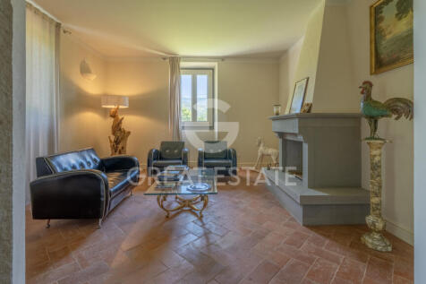 Interno