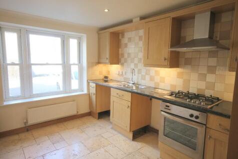 5 Roberts Court, Digby Road, Sherborne, Dorset, DT9 3LB photo 4