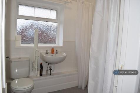 Larchfield Road, Liverpool, L23 photo 4