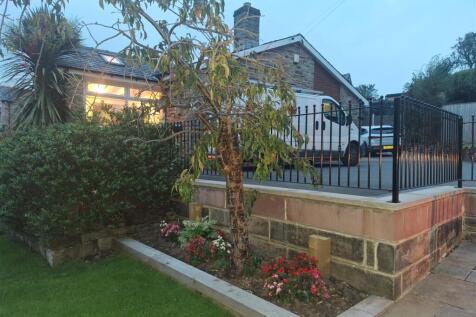 128 Nab Lane - 1.jpg