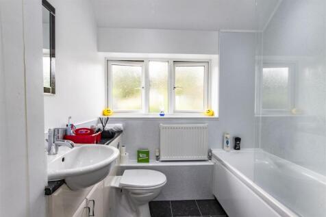 En Suite Bathroom