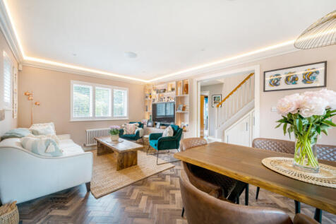 1304413-15-684330...