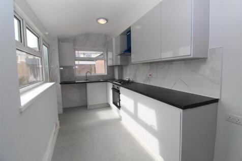 Norbury Road, Cardiff, CF5 3AT photo 4