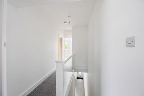 Dominion Road, 136-009.JPG