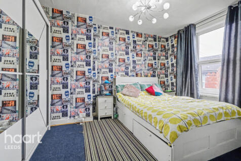 Leeds, LS8 - property photo