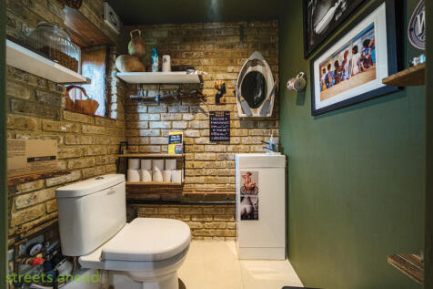 764d7430-f008-4f9...