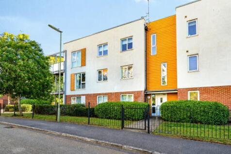 Basingstoke, RG24 - property photo