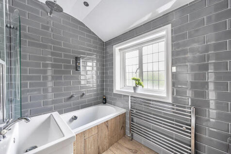 1325600-20-687a80...