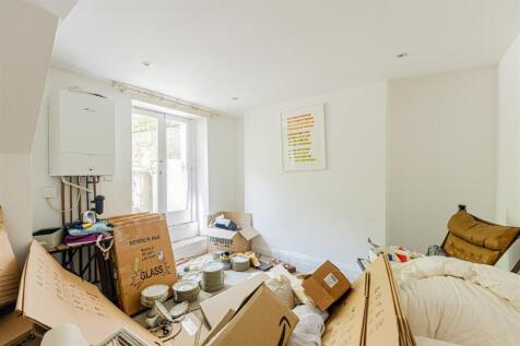 Amwell Street (14).jpg