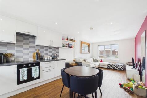kitchen lounge.jpg
