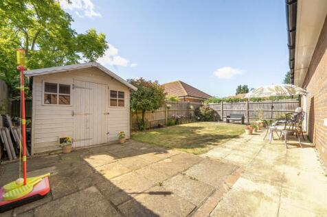 For Sale by Aspire Residential | Glenbarrie Way