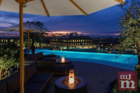 Rooftop Pool