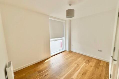 Regent House, Basildon photo 3