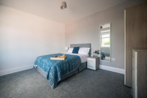 Room 1 at £775pcm