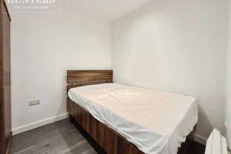 Regent Street, Barnsley, S70 2AT photo 5